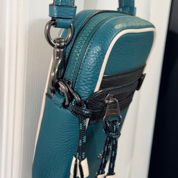 Coach Vale Phoebe Crossbody In Colorblock Green F83267 - Picture 3 of 9